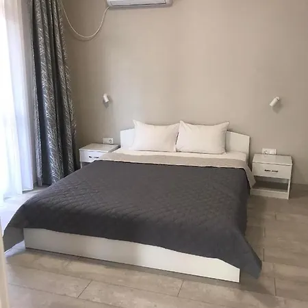 борис Apartment